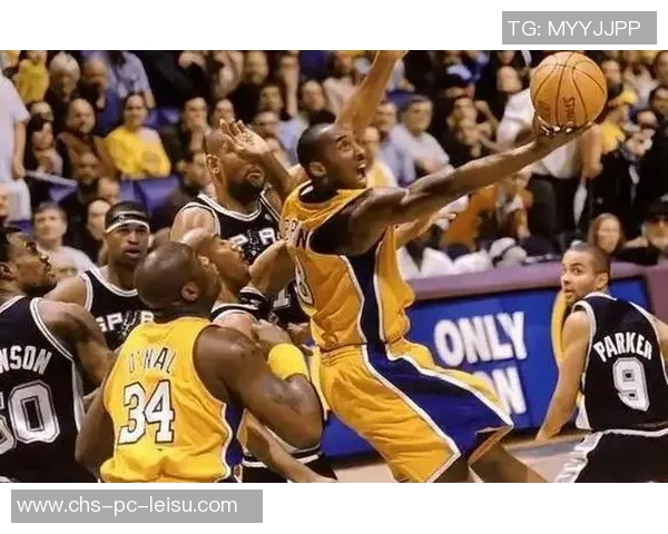 科比爵士对决湖人传奇时刻回顾与精彩瞬间分析 科比爵士对决湖人传奇时刻回顾与精彩瞬间分析